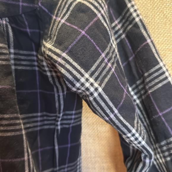 REVERSIBLE GREY & FLANNEL HOODIE - Picture 12 of 12